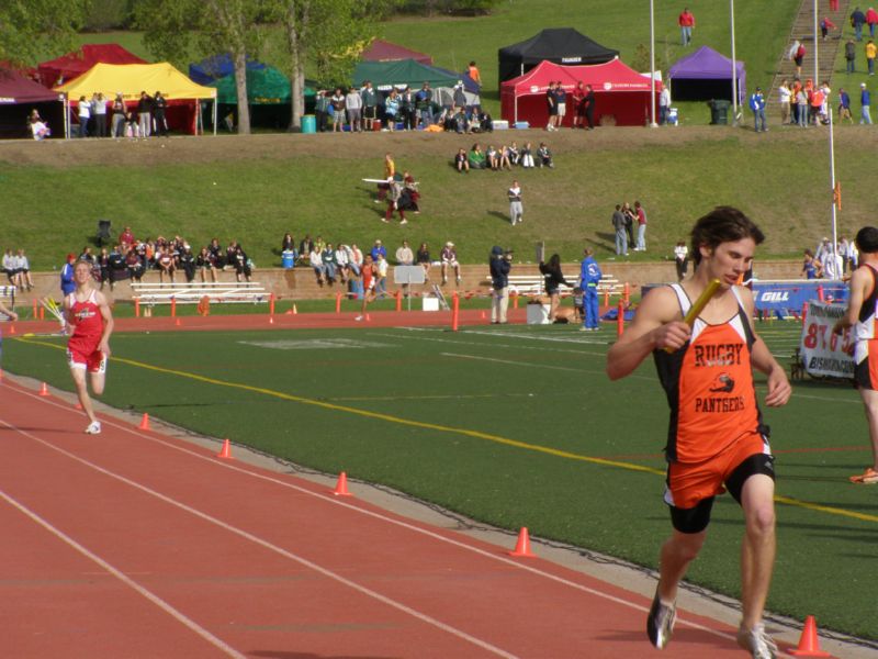 3200 Meter Relay - Boys Class B (21 of 27)