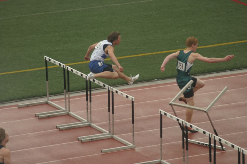High Hurdles - Boys B (7 of 26)