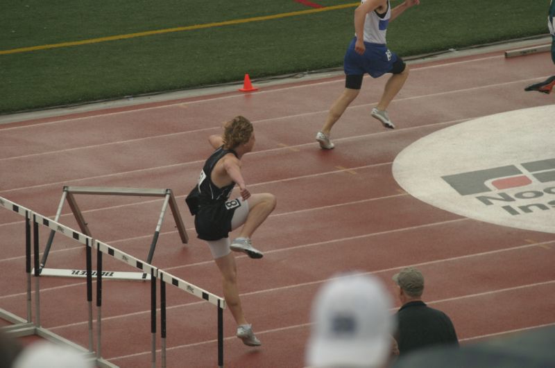 High Hurdles - Boys B (8 of 26)