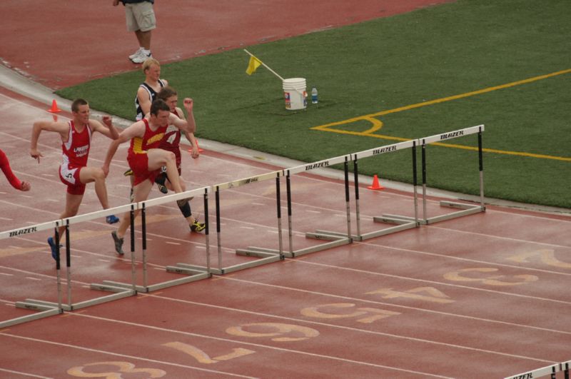 High Hurdles - Boys B (10 of 26)