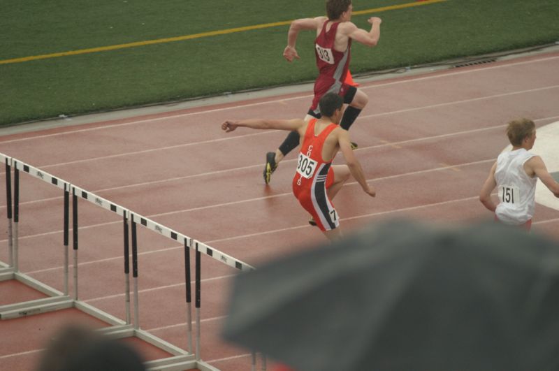 High Hurdles - Boys B (18 of 26)