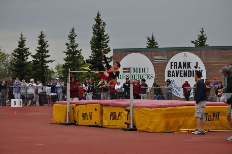 Class B Boys High Jump (10 of 16)