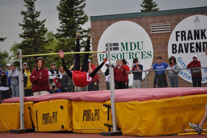 Class B Boys High Jump (13 of 16)