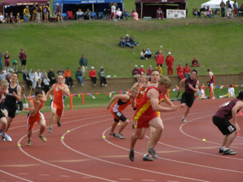 Class B Boys 400 Relay (2 of 6)