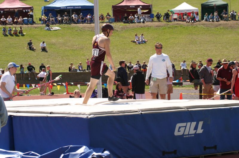 Class A Boys Pole Vault (24 of 39)