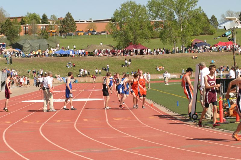 Boys Relay (50 of 100)