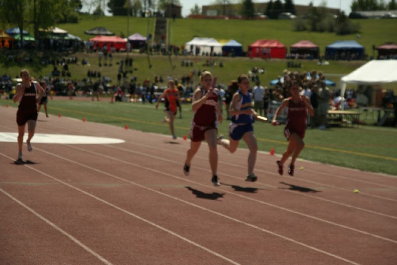 800 Meter Relay - Girls Class B (11 of 16)