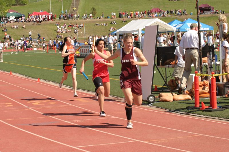 Girls Relay (107 of 112)