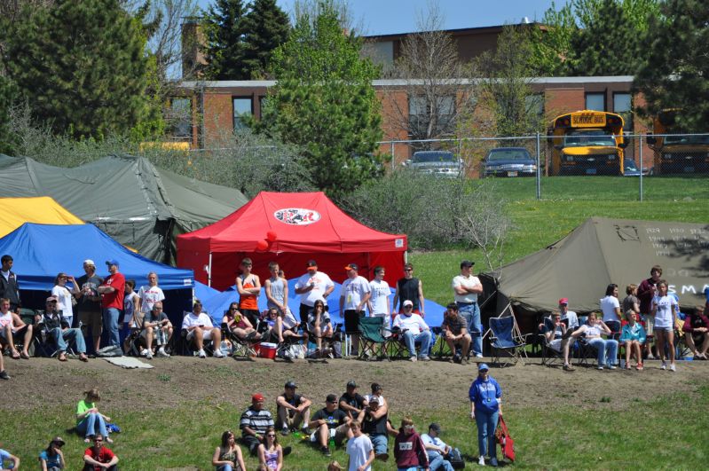 Spectators and Volunteers (4 of 50)
