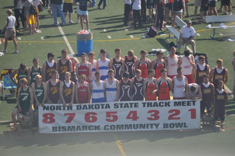 1600 Meter Relay - Boys B (2 of 4)