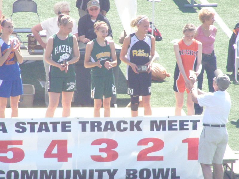 800 Meter Run - Girls Class B (6 of 6)