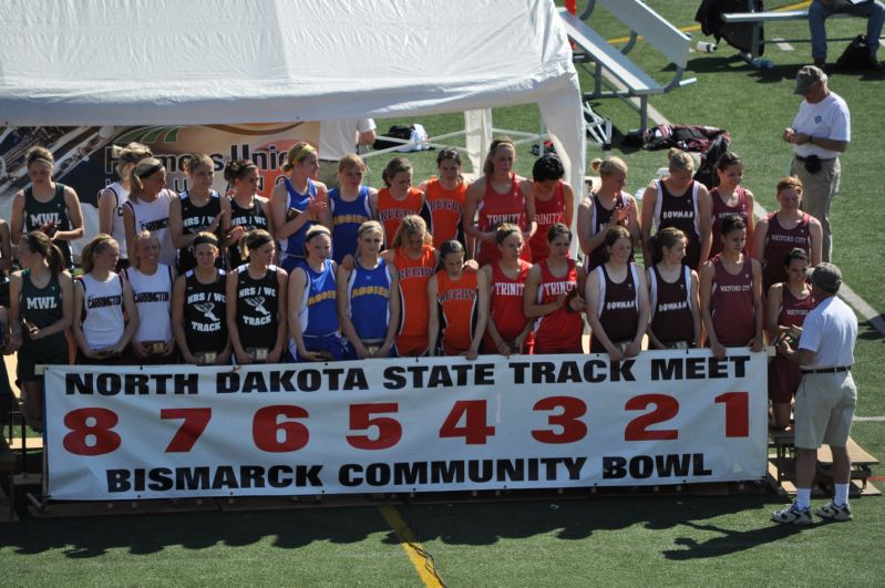 1600 Meter Relay - Girls Class B (8 of 8)