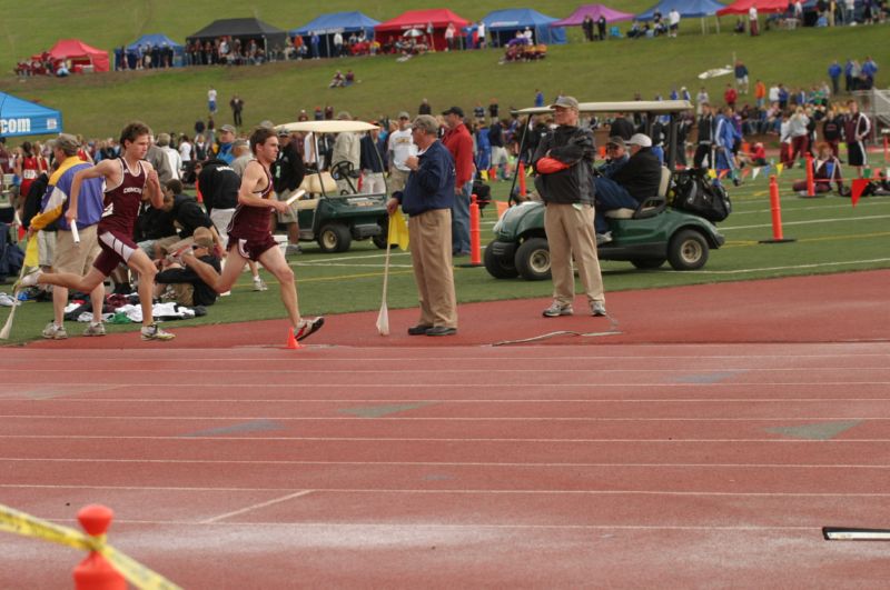 3200 Meter Relay - Boys Class A (2 of 34)