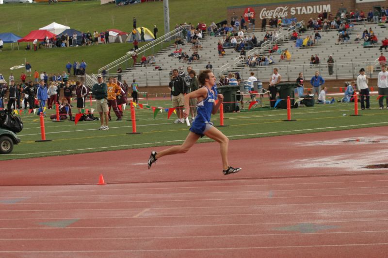 3200 Meter Relay - Boys Class A (4 of 34)