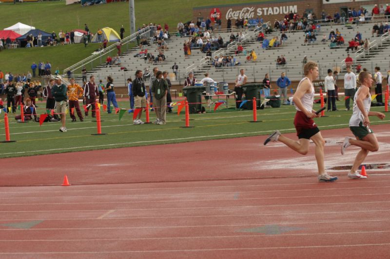 3200 Meter Relay - Boys Class A (8 of 34)