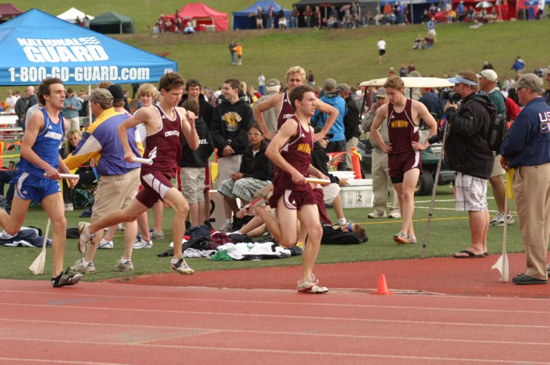 3200 Meter Relay - Boys Class A (13 of 34)