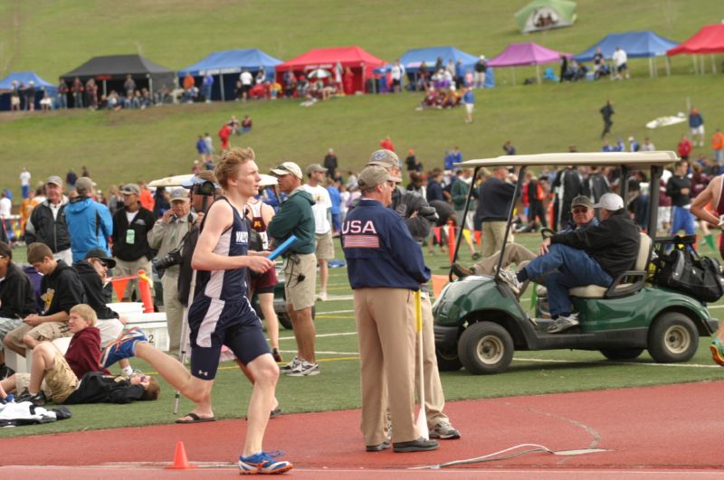 3200 Meter Relay - Boys Class A (21 of 34)