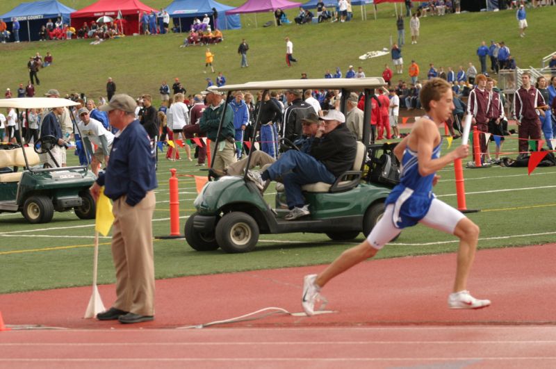 3200 Meter Relay - Boys Class A (28 of 34)