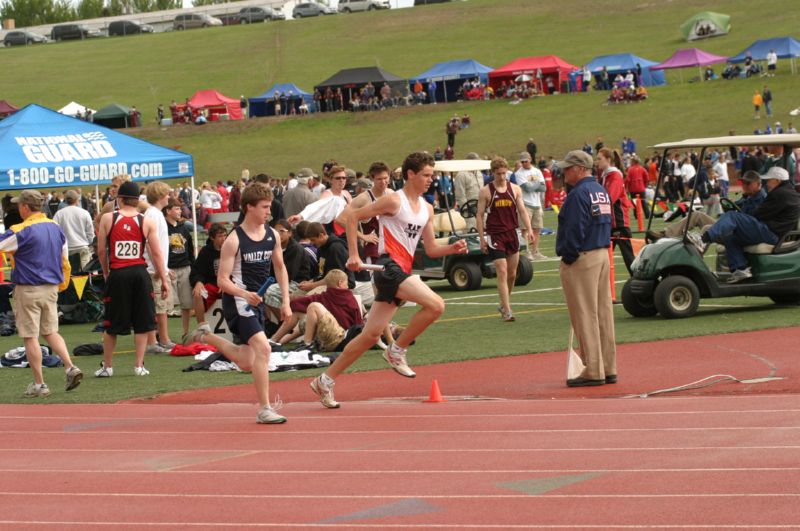 3200 Meter Relay - Boys Class A (34 of 34)