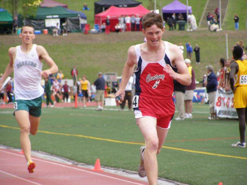 3200 Meter Relay - Boys Class A (34 of 40)