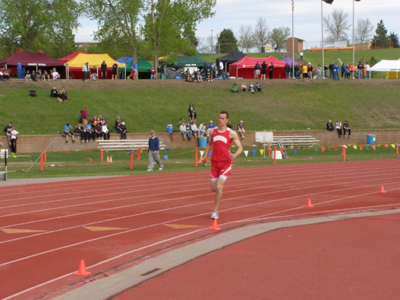 3200 Meter Relay - Boys Class B (5 of 27)