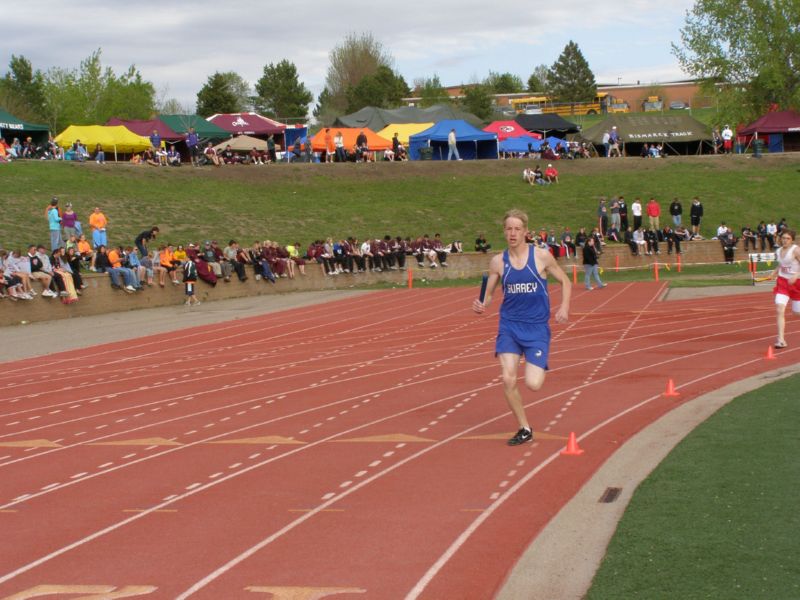 3200 Meter Relay - Boys Class B (11 of 27)