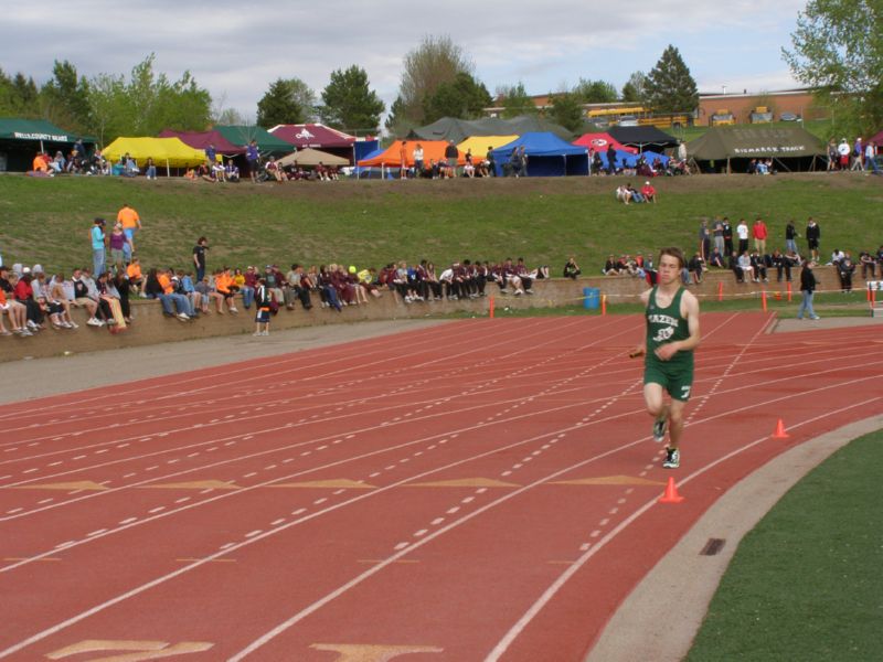 3200 Meter Relay - Boys Class B (13 of 27)