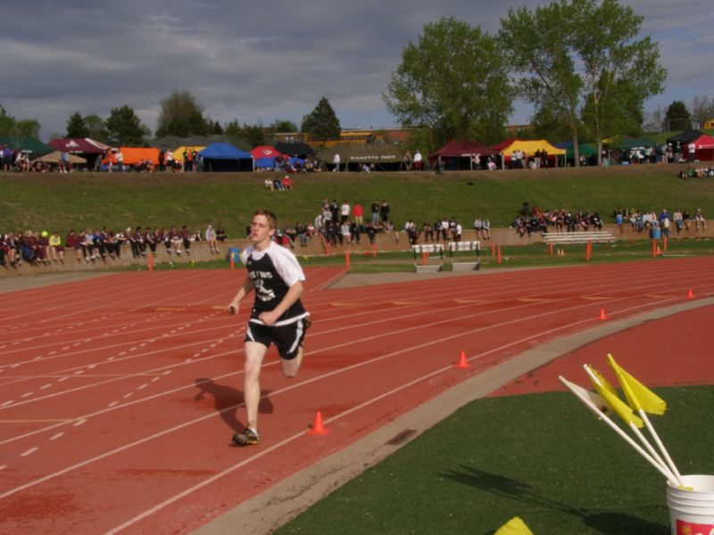 3200 Meter Relay - Boys Class B (16 of 27)