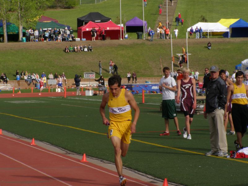 3200 Meter Relay - Boys Class B (18 of 27)