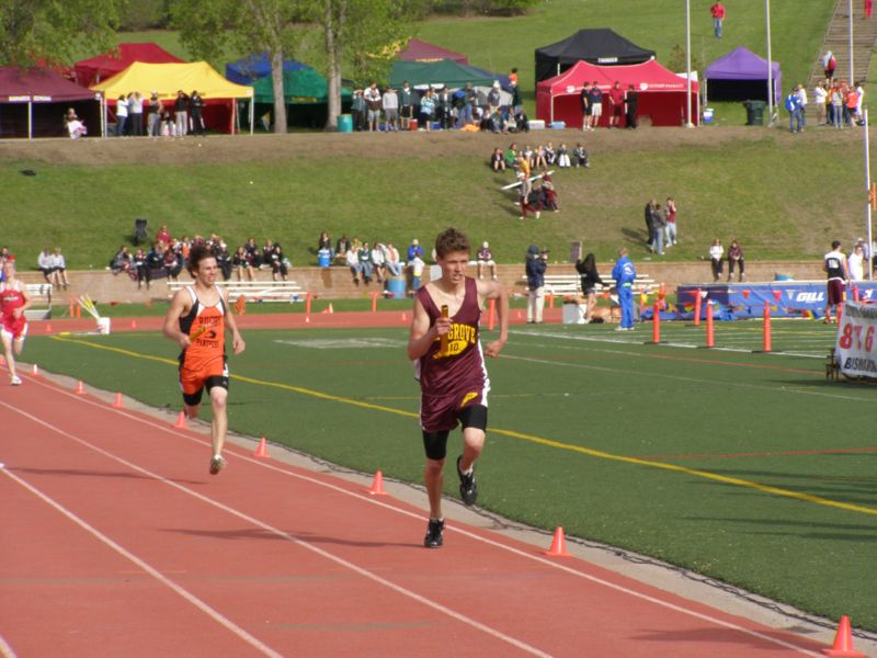 3200 Meter Relay - Boys Class B (20 of 27)