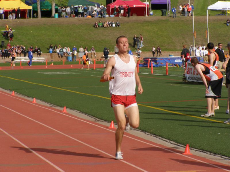 3200 Meter Relay - Boys Class B (23 of 27)