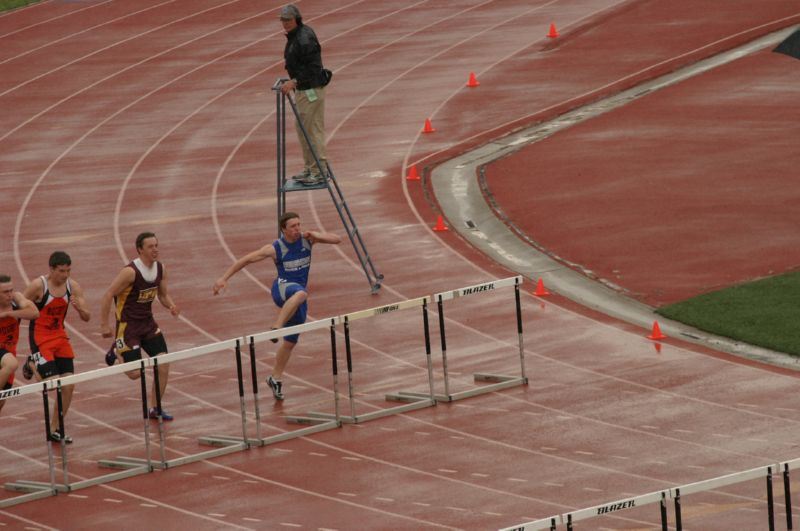 High Hurdles - Boys B (19 of 26)