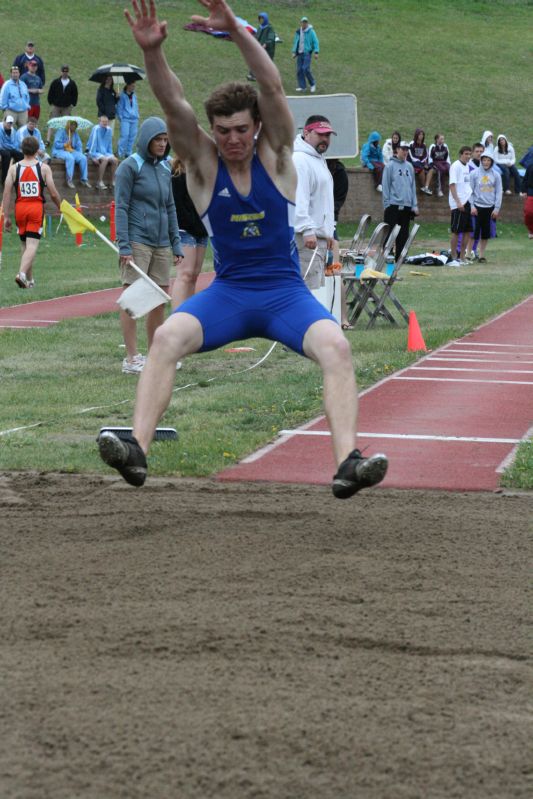 Class B Boys Triple Jump (6 of 21)