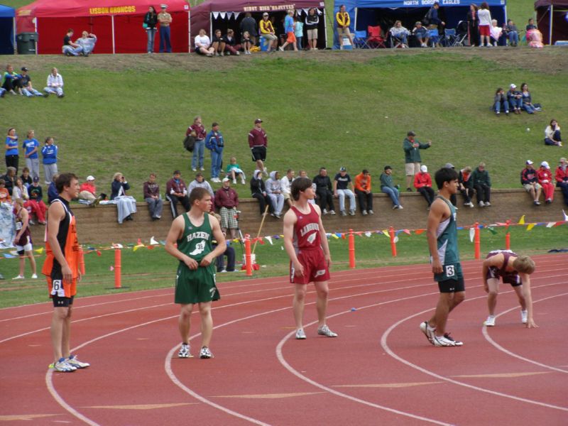 Class B Boys 400 Relay (4 of 6)