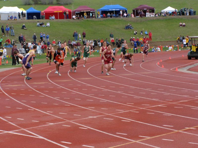 Class B Boys 400 Relay (5 of 6)