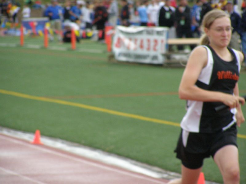 3200 Meter Relay - Girls Class A (8 of 55)