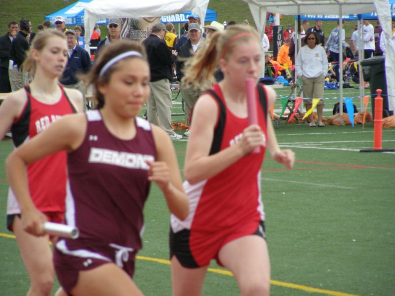 3200 Meter Relay - Girls Class A (9 of 55)