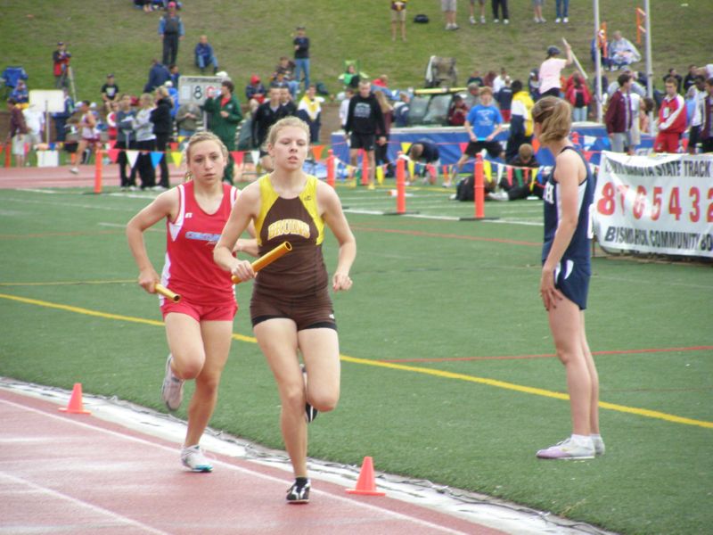 3200 Meter Relay - Girls Class A (13 of 55)