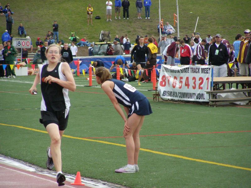 3200 Meter Relay - Girls Class A (14 of 55)