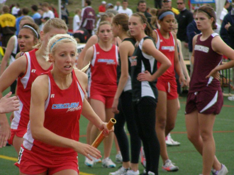 3200 Meter Relay - Girls Class A (34 of 55)