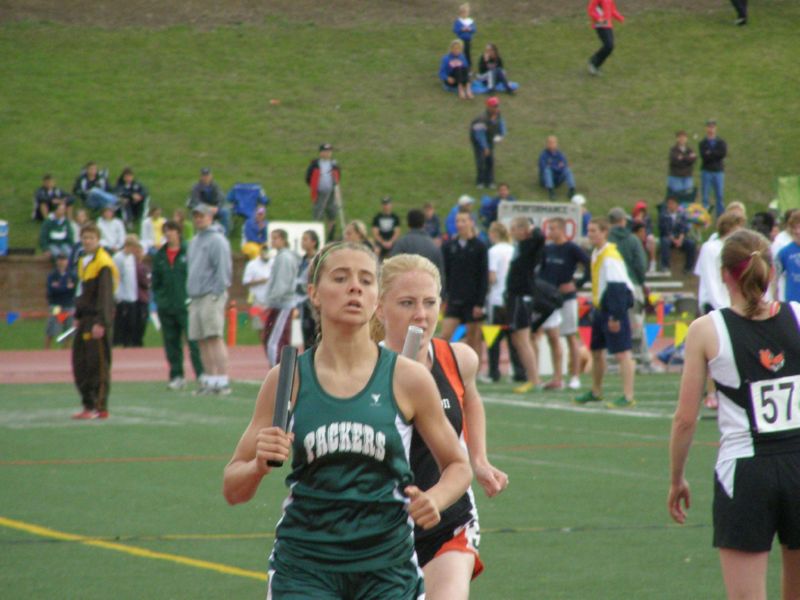 3200 Meter Relay - Girls Class A (38 of 55)