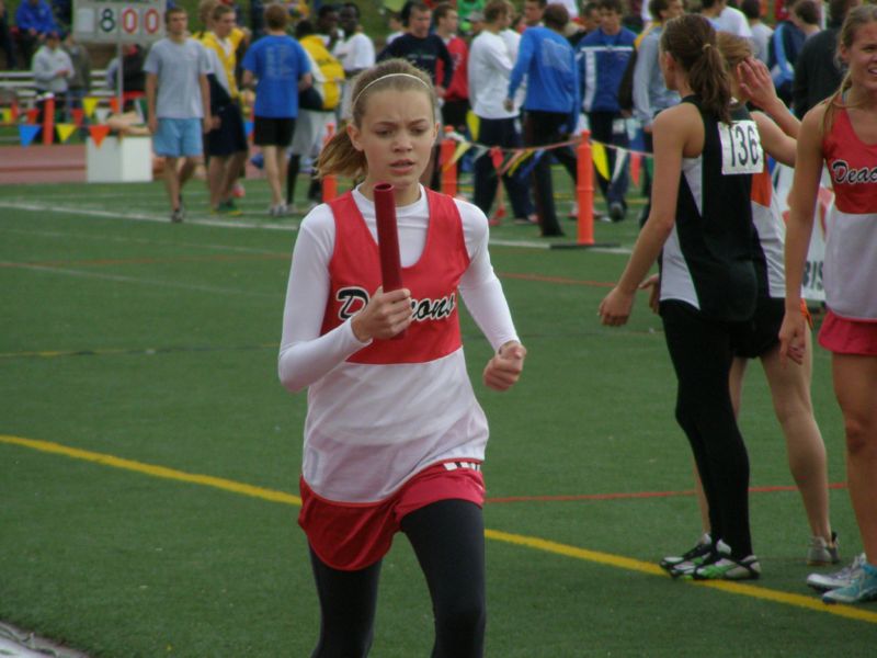 3200 Meter Relay - Girls Class A (44 of 55)