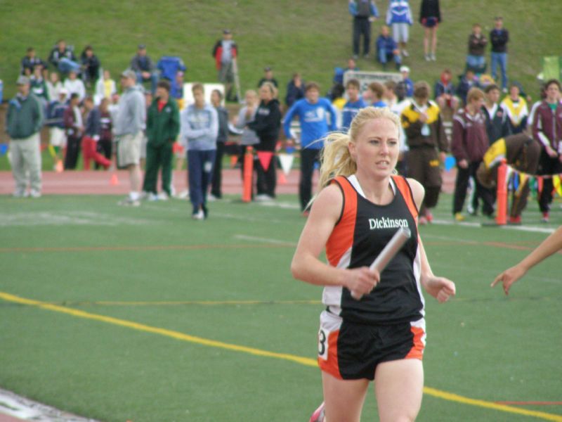 3200 Meter Relay - Girls Class A (47 of 55)