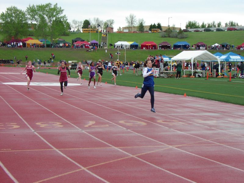 400 Meter Dash - Girls Class A (2 of 4)