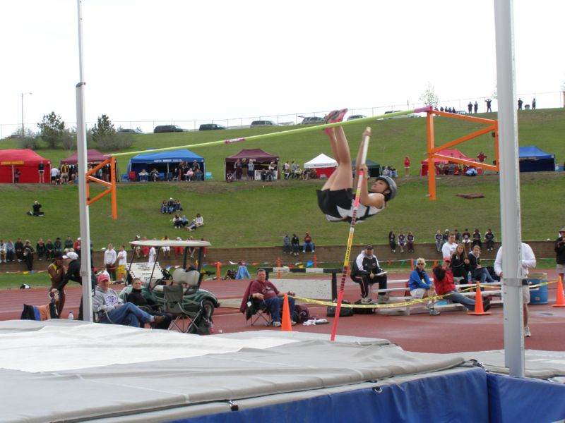 Pole Vault - Girls Class A (9 of 17)