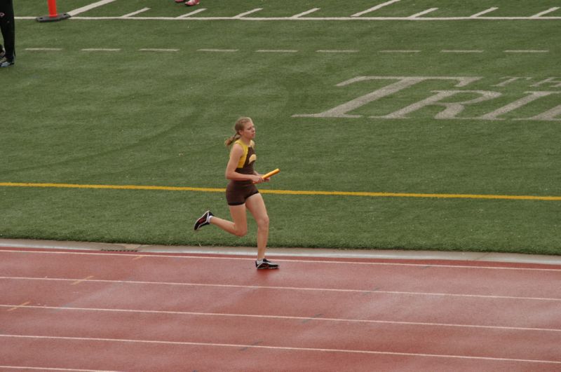 Class A Girls 3200 Relay (17 of 65)