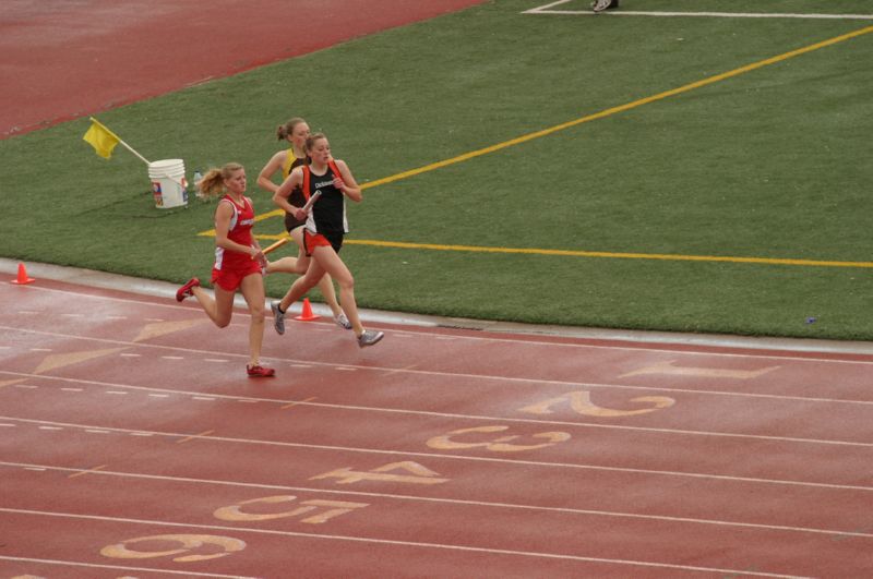 Class A Girls 3200 Relay (25 of 65)