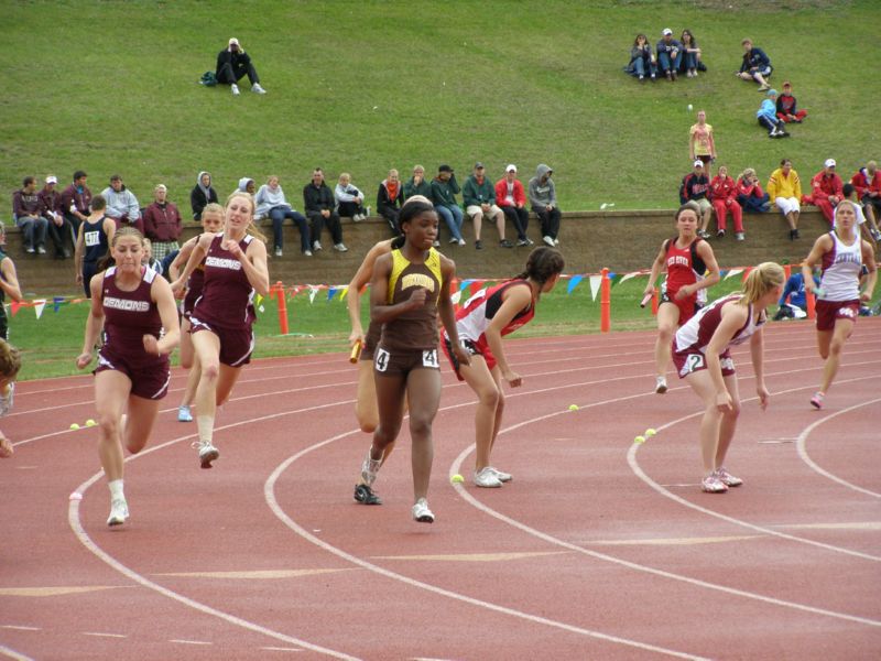 Class A Girls 400 Relay (5 of 11)