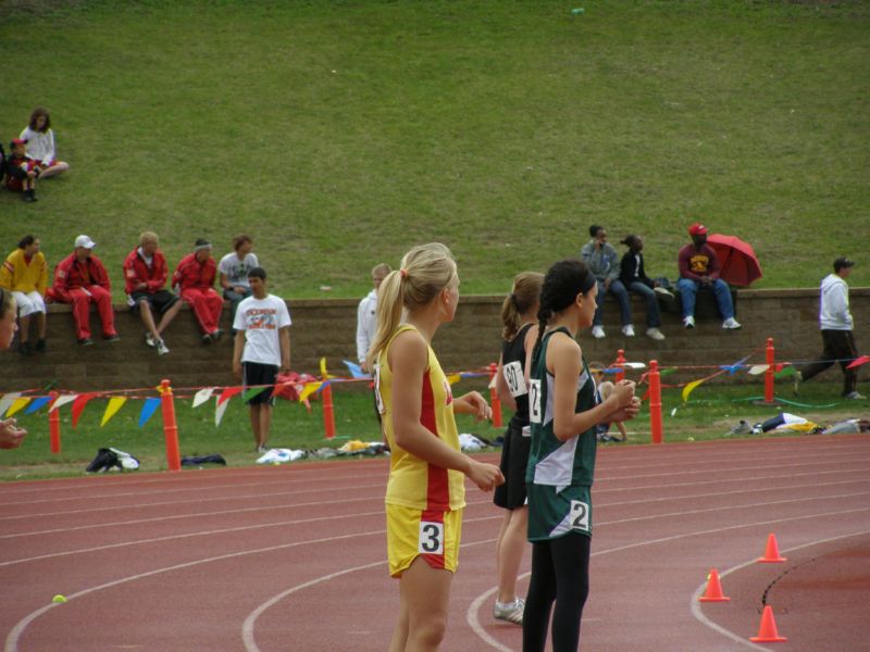 Class A Girls 400 Relay (9 of 11)