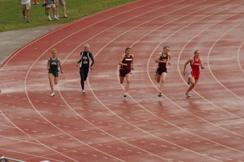 Class A Girls 200 (11 of 17)